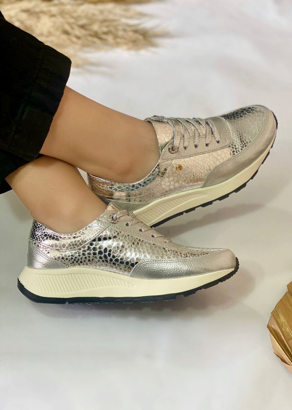 Sneakers Paris Plateado