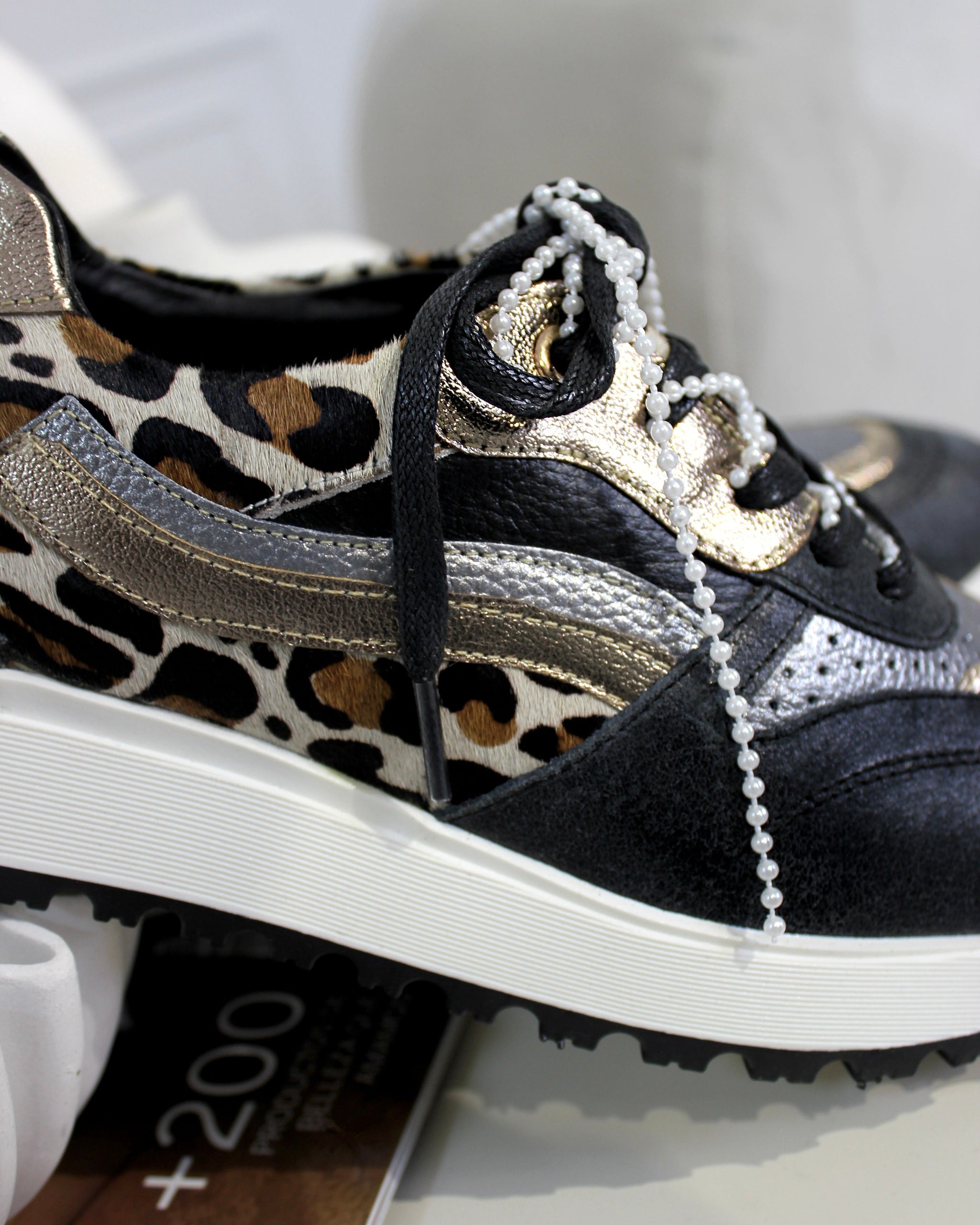 Sneakers Dubai - Edición Especial