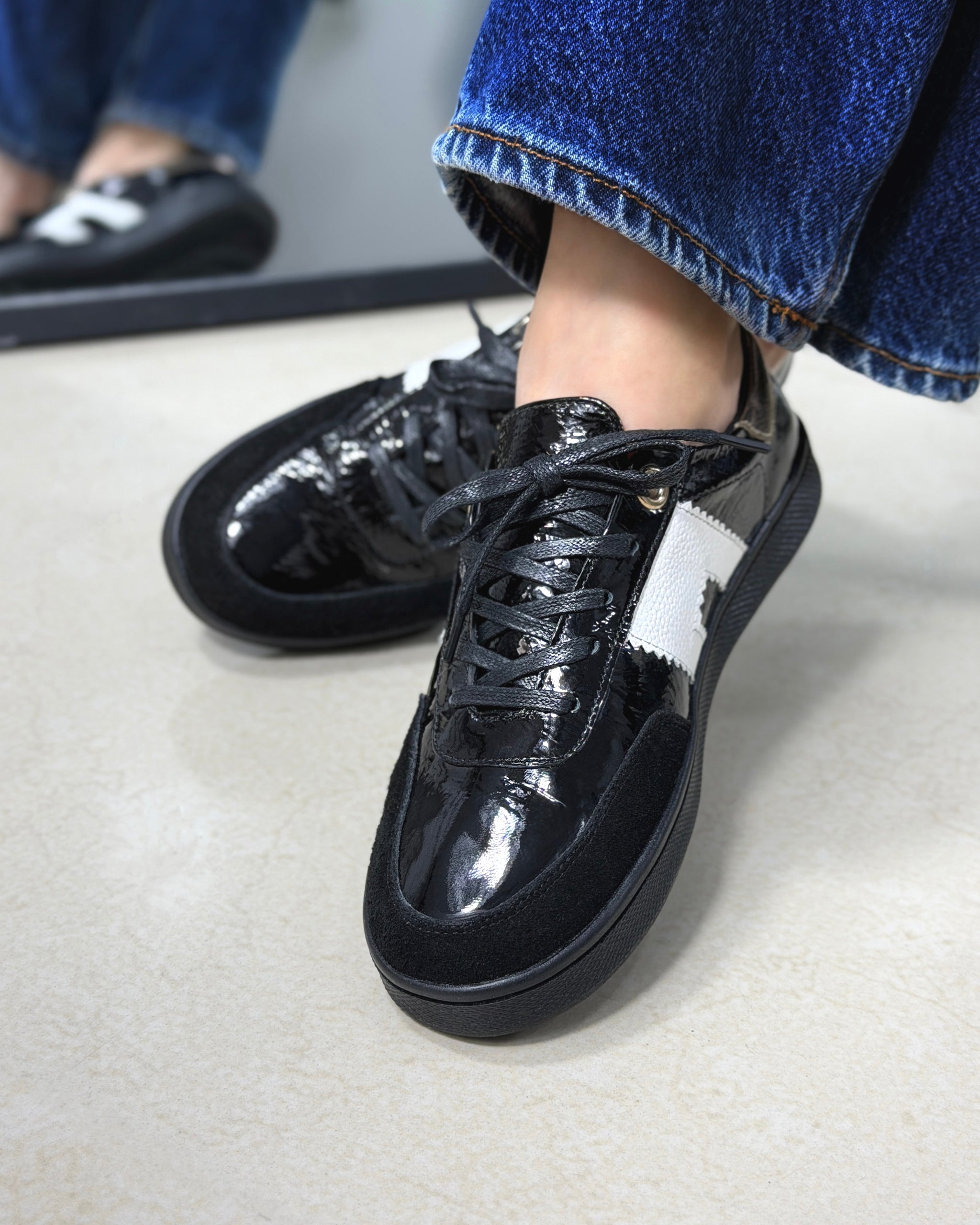 Sneakers Nara en Cuero