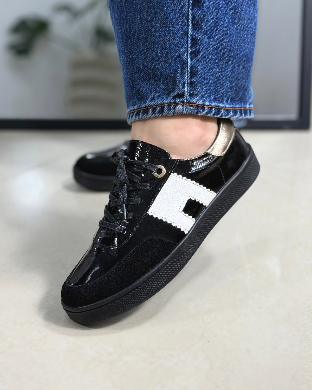 Sneakers Nara en Cuero